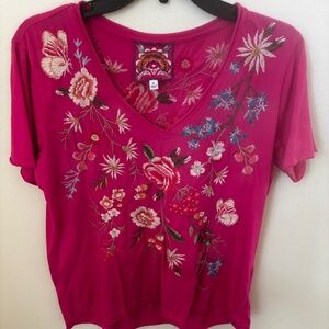 Johnny Was Catalina Everyday embroidered, short sleeve T-shirt, pink medium